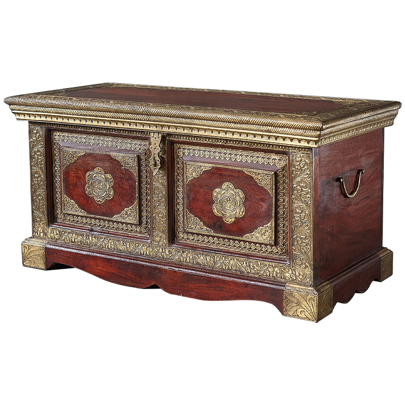 Сундук с латунной чеканкой Kanta Indian Inlaid Chest Латунь Коричневый Сундук с латунной чеканкой Kanta Indian Inlaid Chest Латунь Коричневый в Челябинске | Loft Concept