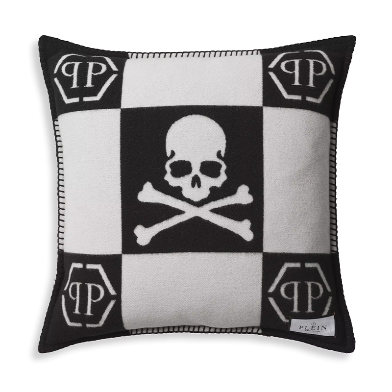 Подушка Philipp Plein Cushion Cashmere Skull 45 x 45 Black Черно-белый Подушка Philipp Plein Cushion Cashmere Skull 45 x 45 Black Черно-белый в Челябинске | Loft Concept
