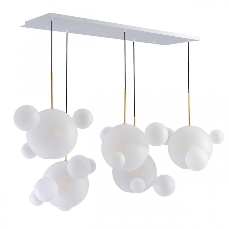 Линейный Светодиодный Светильник Giopato & Coombes Bubble Chandelier Linear Circle матовое белое стекло 5 плафонов Белый Золотой Линейный Светодиодный Светильник Giopato & Coombes Bubble Chandelier Linear Circle матовое белое стекло 5 плафонов Белый Золотой в Челябинске | Loft Concept