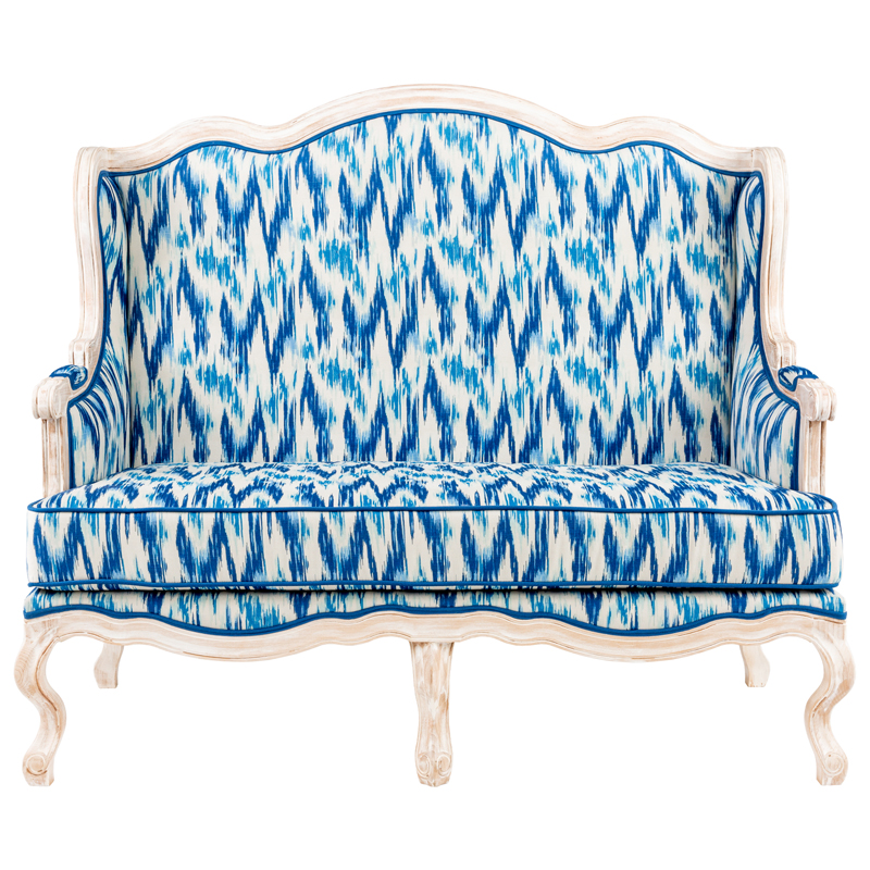 Двухместный диван с голубым узором Ikat Pattern Белый Голубой Двухместный диван с голубым узором Ikat Pattern Белый Голубой в Челябинске | Loft Concept