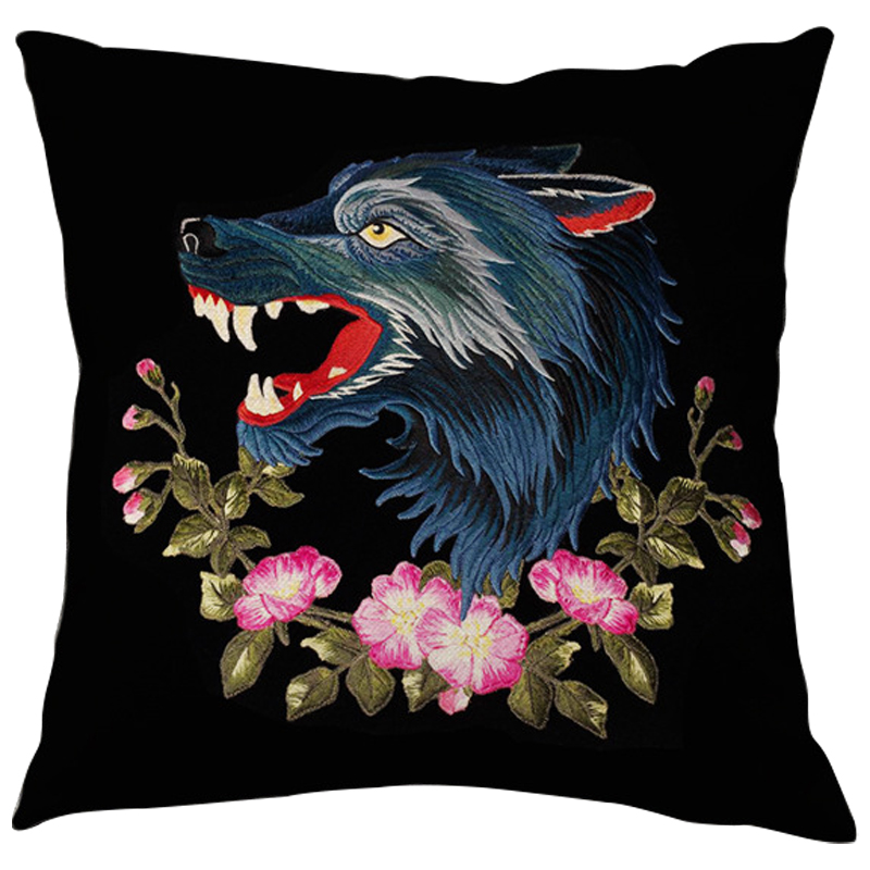 Декоративная подушка с вышивкой Стиль Gucci Wolf Black Черный Мульти Декоративная подушка с вышивкой Стиль Gucci Wolf Black Черный Мульти в Челябинске | Loft Concept