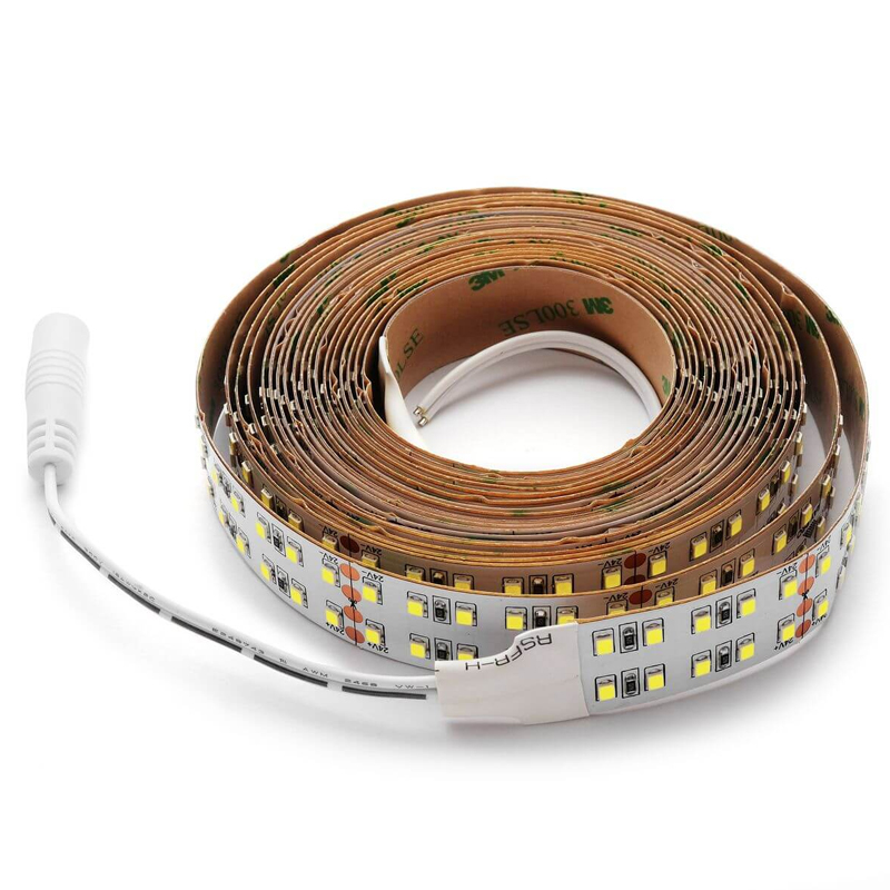 Светодиодная лента 38W/m 240LED/m 2835SMD холодный белый 5M Белый Светодиодная лента 38W/m 240LED/m 2835SMD холодный белый 5M Белый в Челябинске | Loft Concept