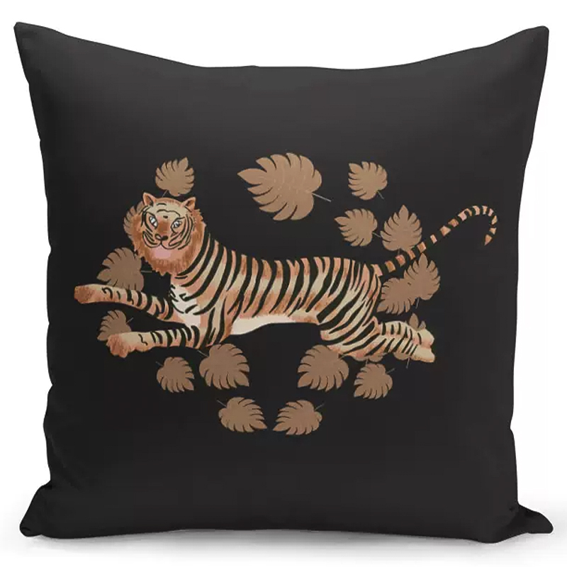 Декоративная подушка Tiger in Leaves Черный Коричневый Бежевый Декоративная подушка Tiger in Leaves Черный Коричневый Бежевый в Челябинске | Loft Concept