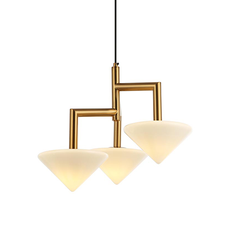 Люстра Acantha Gold Lamp Золотой Белый Люстра Acantha Gold Lamp Золотой Белый в Челябинске | Loft Concept