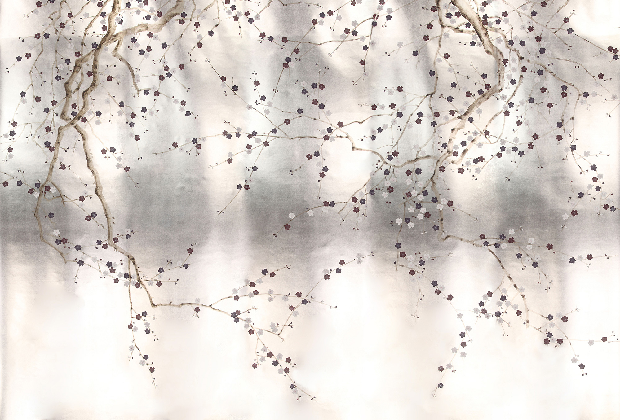 Обои ручная роспись Plum Blossom Lavender on Tarnished Silver gilded paper Обои ручная роспись Plum Blossom Lavender on Tarnished Silver gilded paper - постер Loft-Concept в Челябинске