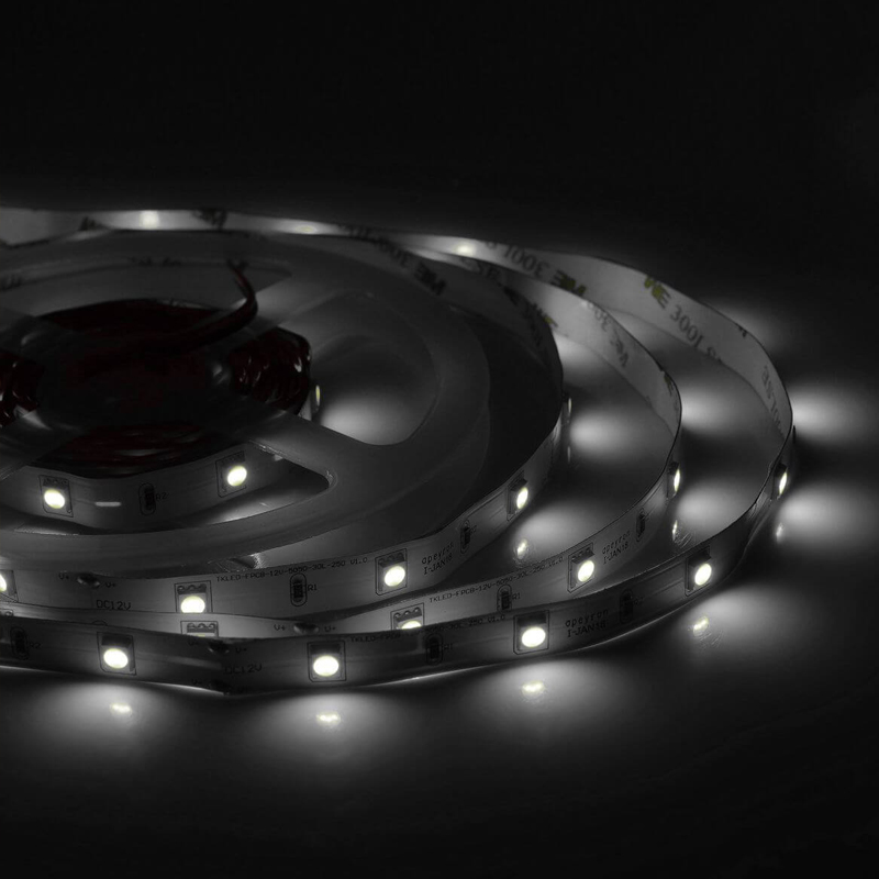 Светодиодная лента 7,2W/m 30Led/m 5050SMD дневной белый 5M Белый Светодиодная лента 7,2W/m 30Led/m 5050SMD дневной белый 5M Белый в Челябинске | Loft Concept