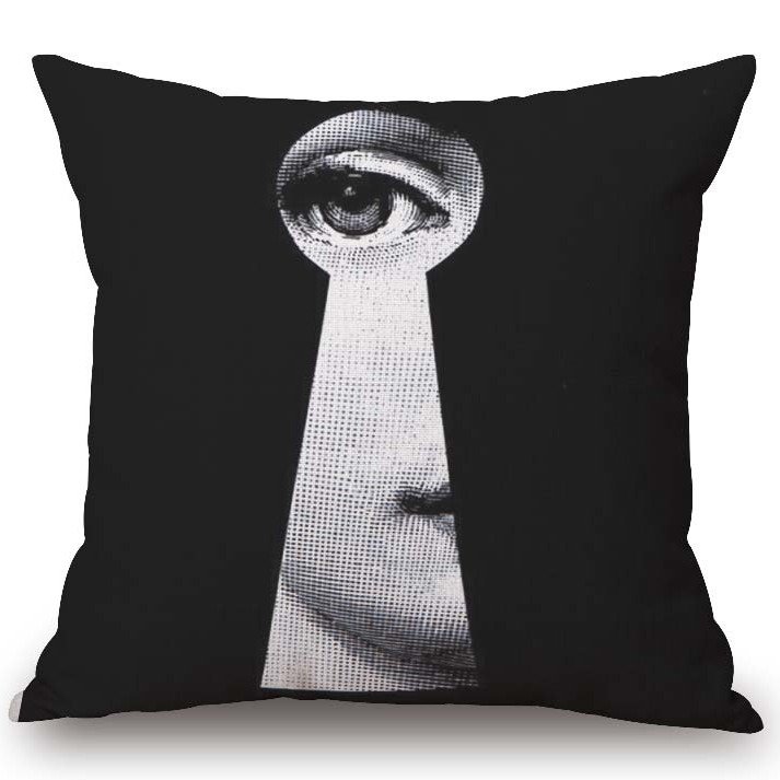 Декоративная подушка Fornasetti 007 Декоративная подушка Fornasetti 007 в Челябинске | Loft Concept