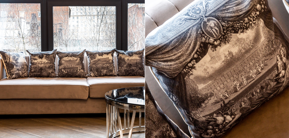 Декоративная подушка Louvre Palace Pillow Декоративная подушка Louvre Palace Pillow - Loft-Concept в Челябинске