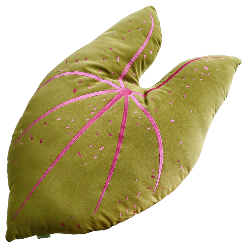 Декоративная подушка Botanical Cushion Caladium Зеленый смок Розовый Декоративная подушка Botanical Cushion Caladium Зеленый смок Розовый в Челябинске | Loft Concept