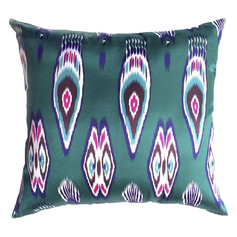 Подушка Bright Ikat Emerald Мульти Подушка Bright Ikat Emerald Мульти в Челябинске | Loft Concept