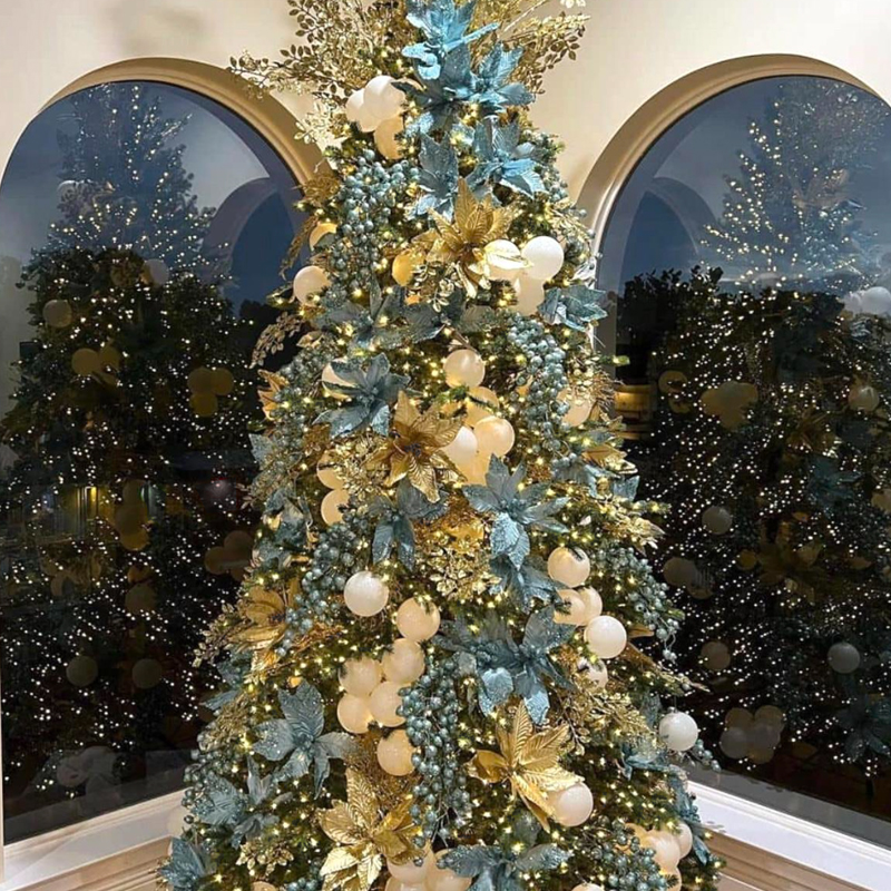 Дизайнерская Елка украшенная Золотыми и Голубыми Цветами Golden and Blue Flowers Золотой Голубой Дизайнерская Елка украшенная Золотыми и Голубыми Цветами Golden and Blue Flowers Золотой Голубой в Челябинске | Loft Concept