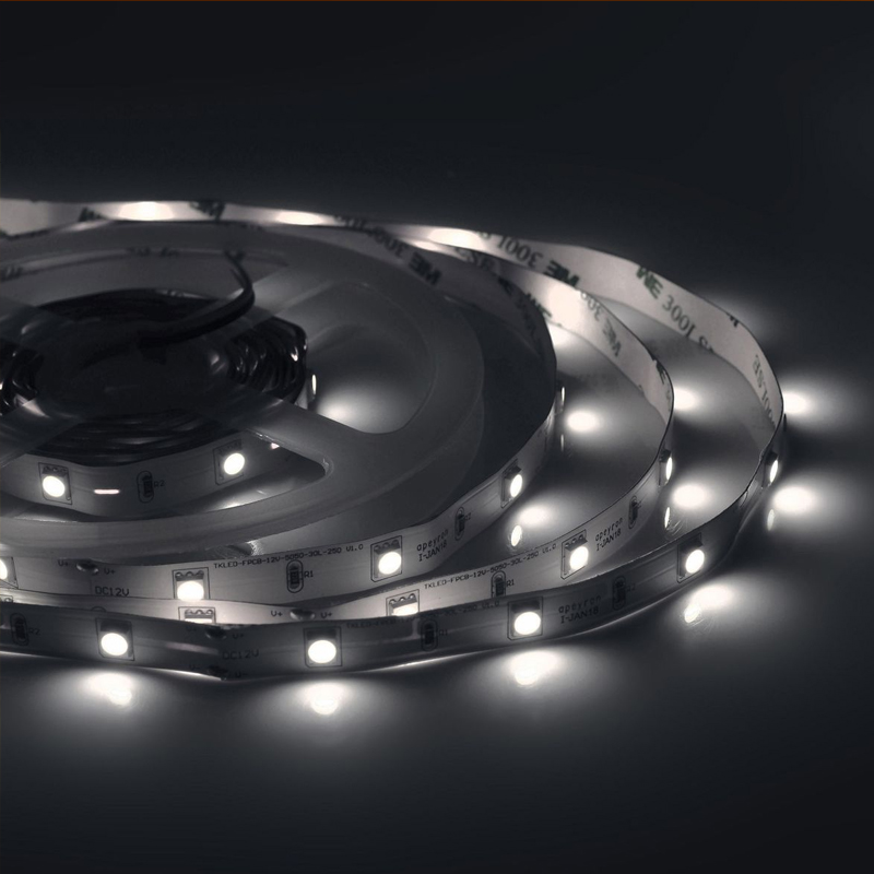 Светодиодная лента 7,2W/m 30LED/m 5050SMD холодный белый 5M Белый Светодиодная лента 7,2W/m 30LED/m 5050SMD холодный белый 5M Белый в Челябинске | Loft Concept
