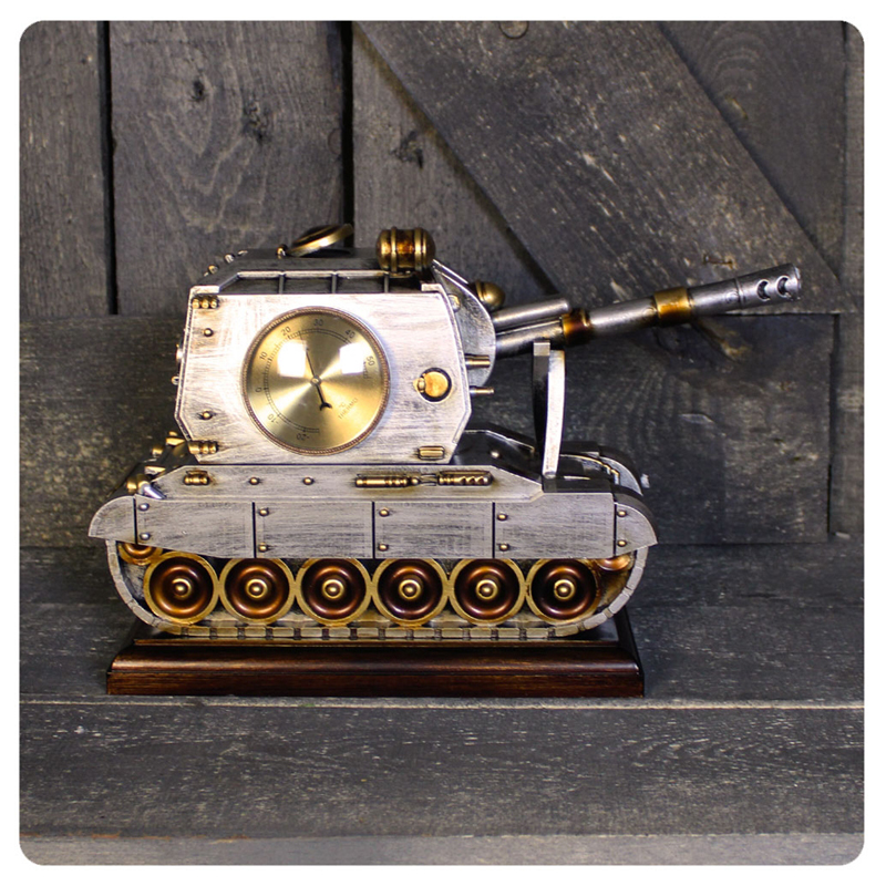 Часы Tank Clock Золотой Серебряный Часы Tank Clock Золотой Серебряный в Челябинске | Loft Concept