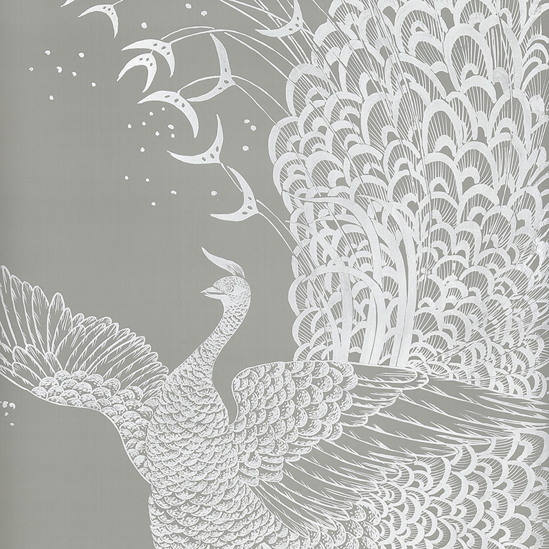 Обои ручная роспись в стиле Арт-деко Whistler Peacocks Special Colourway on Pale Grey dyed silk Обои ручная роспись в стиле Арт-деко Whistler Peacocks Special Colourway on Pale Grey dyed silk в Челябинске | Loft Concept