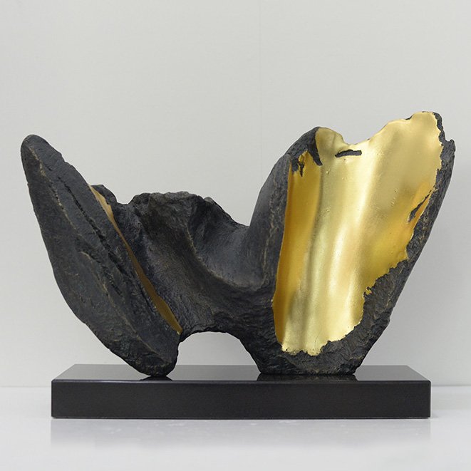 Арт-объект bronze sculpture Черный Глянцевое золото Арт-объект bronze sculpture Черный Глянцевое золото в Челябинске | Loft Concept
