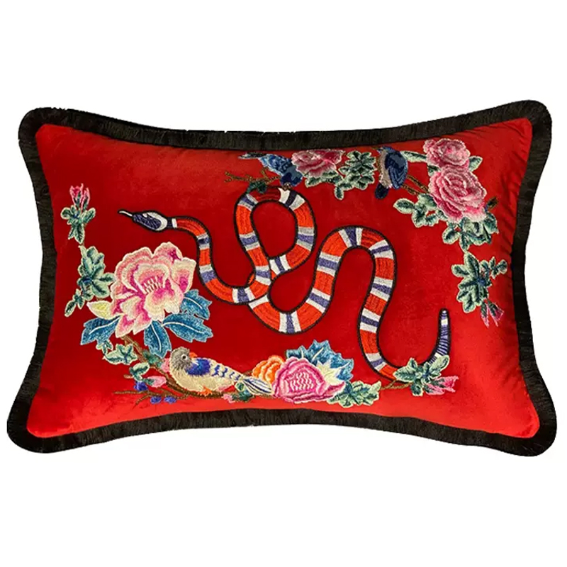 Декоративная подушка с вышивкой стиль Gucci Змея Micrurus Pillow Красная Красный Мульти в Челябинске | Loft Concept 