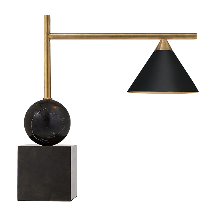 Настольная лампа CLEO DESK LAMP Black Черный Латунь Настольная лампа CLEO DESK LAMP Black Черный Латунь в Челябинске | Loft Concept