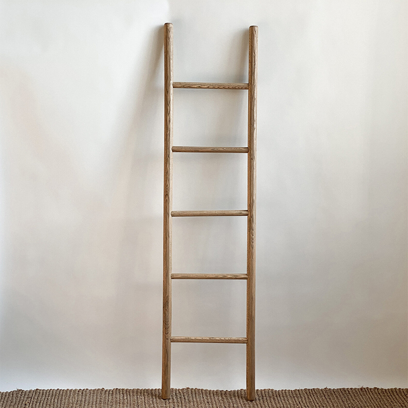 Лестница-вешалка Kenji Hanger Ladder Древесина Лестница-вешалка Kenji Hanger Ladder Древесина в Челябинске | Loft Concept