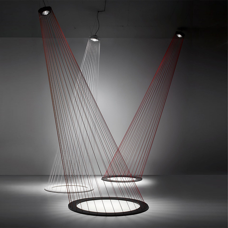 Люстра Ray Light Threads Object Lighting Красный Черный Люстра Ray Light Threads Object Lighting Красный Черный в Челябинске | Loft Concept