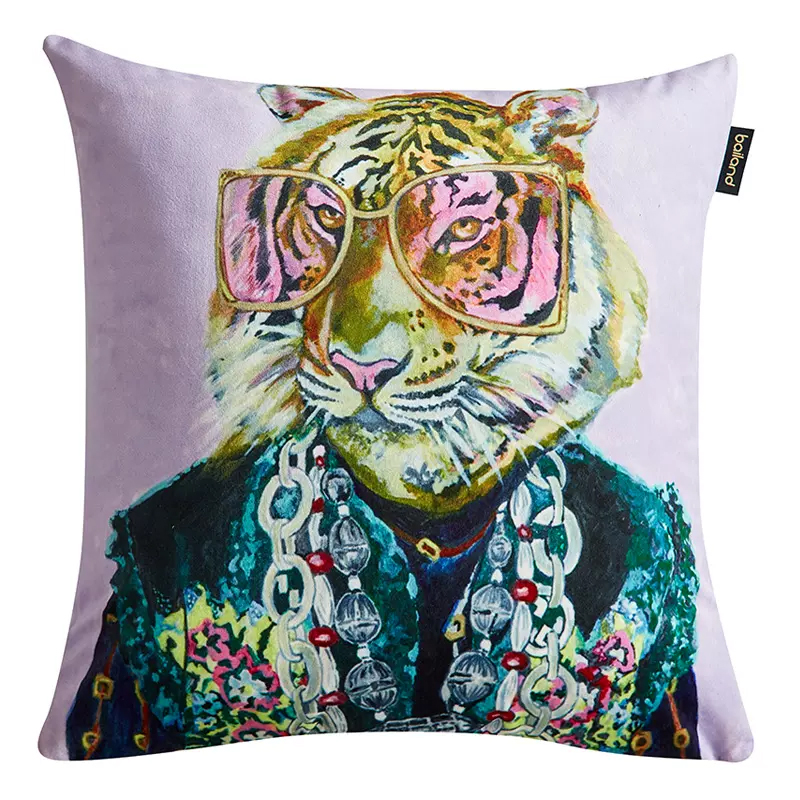 Декоративная подушка Стиль Gucci Tiger Fashion Animals Cushion Сиреневый Мульти Декоративная подушка Стиль Gucci Tiger Fashion Animals Cushion Сиреневый Мульти в Челябинске | Loft Concept
