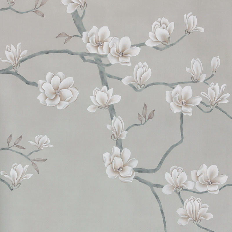 Обои ручная роспись Magnolia Canopy Original Colourway on Oyster Shell metallic silk Обои ручная роспись Magnolia Canopy Original Colourway on Oyster Shell metallic silk в Челябинске | Loft Concept