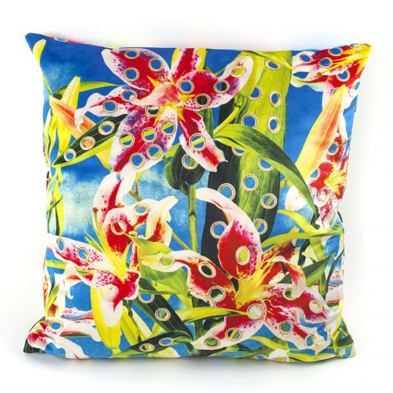 Подушка Seletti Cushion Flower with holes Мульти Подушка Seletti Cushion Flower with holes Мульти в Челябинске | Loft Concept