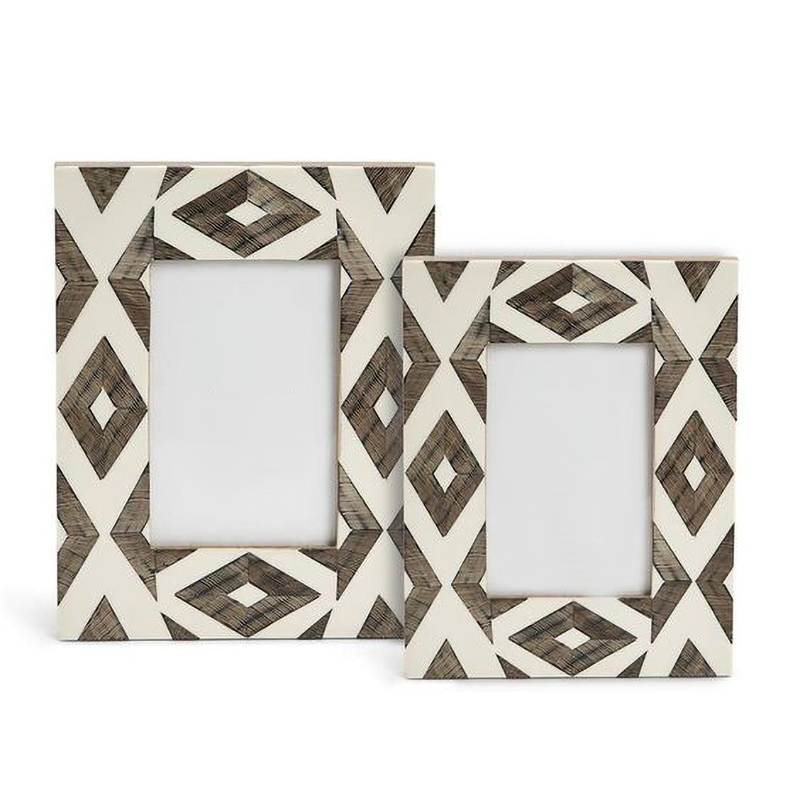 Фоторамка кость Ethnic Indian Wood Bone Inlay photo frame ivory ( слоновая кость ) Коричневый Фоторамка кость Ethnic Indian Wood Bone Inlay photo frame ivory ( слоновая кость ) Коричневый в Челябинске | Loft Concept