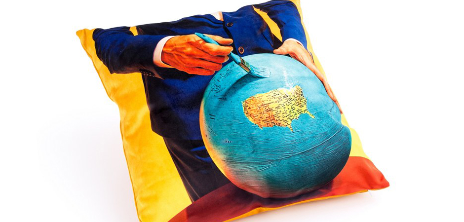 Подушка Seletti Cushion Globe Design Toiletpaper Подушка Seletti Cushion Globe Design Toiletpaper - Loft-Concept в Челябинске