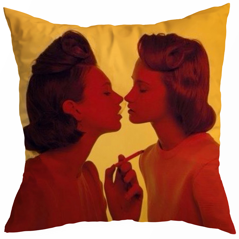 Декоративная подушка Seletti Cushion Smoking Girl Желтый Красный Декоративная подушка Seletti Cushion Smoking Girl Желтый Красный в Челябинске | Loft Concept
