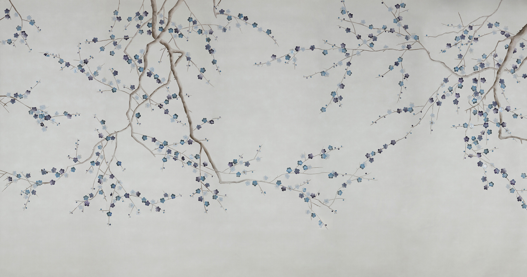 Обои ручная роспись Plum Blossom Colourway SC-81 on Oyster Shell metallic silk Обои ручная роспись Plum Blossom Colourway SC-81 on Oyster Shell metallic silk - постер Loft-Concept в Челябинске