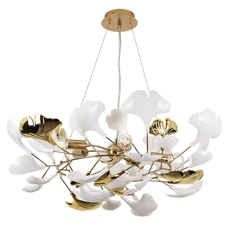 Люстра Wintery flover Gold с Белыми декоративными плафонами Золотой Белый Люстра Wintery flover Gold с Белыми декоративными плафонами Золотой Белый в Челябинске | Loft Concept