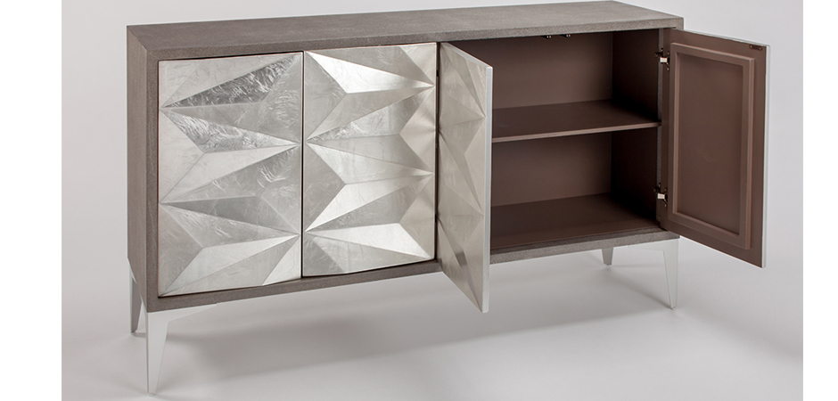 Комод с геометрическим рельефным фасадом Mirrored Doors Серебристый Комод с геометрическим рельефным фасадом Mirrored Doors Серебристый - Loft-Concept в Челябинске
