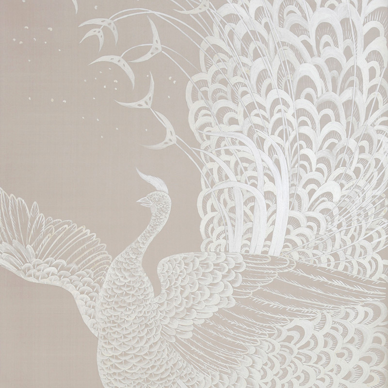 Обои ручная роспись в стиле Арт-деко Whistler Peacocks Special Colourway on Almost Mauve dyed silk Обои ручная роспись в стиле Арт-деко Whistler Peacocks Special Colourway on Almost Mauve dyed silk в Челябинске | Loft Concept