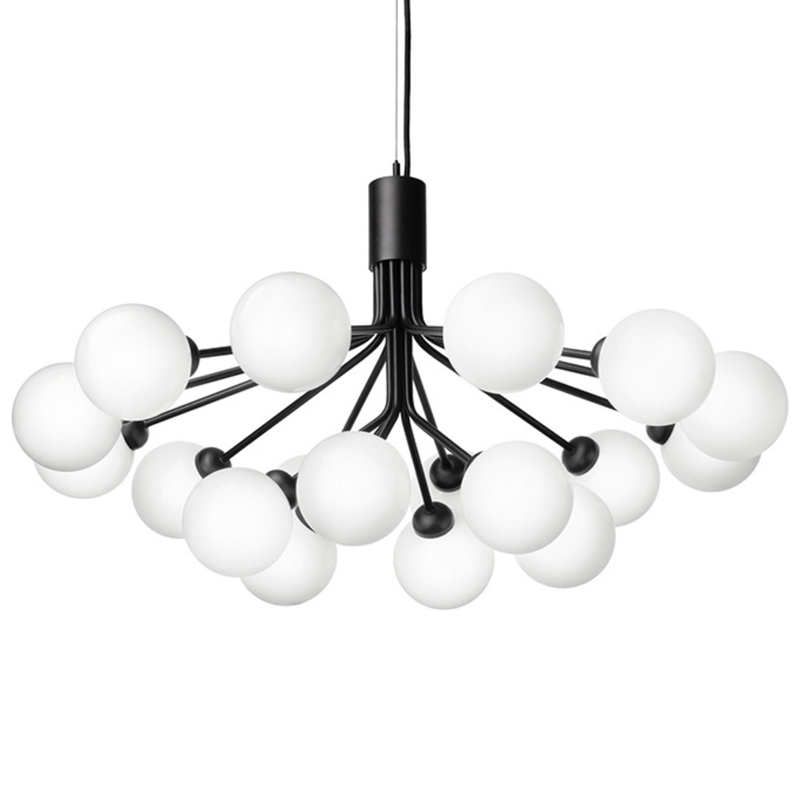 Люстра Berries Chandelier White Balloons Black 18 Черный матовый Белое матовое стекло Люстра Berries Chandelier White Balloons Black 18 Черный матовый Белое матовое стекло в Челябинске | Loft Concept