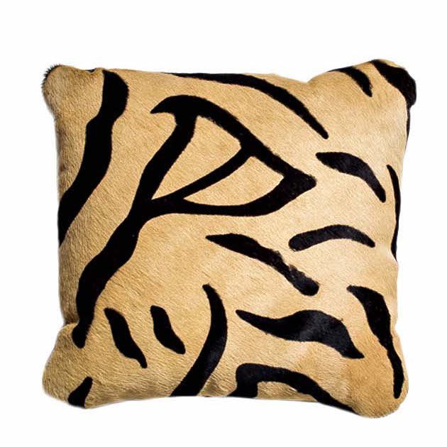 Подушка меховая Tiger Бежево-серый Черный Подушка меховая Tiger Бежево-серый Черный в Челябинске | Loft Concept