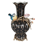 Ваза черная фарфоровая с  узором и бронзовым декором в виде веток с фарфоровой птичкой и цветами Eden Garden варинант исполнения - 1 | Loft Concept в Челябинске