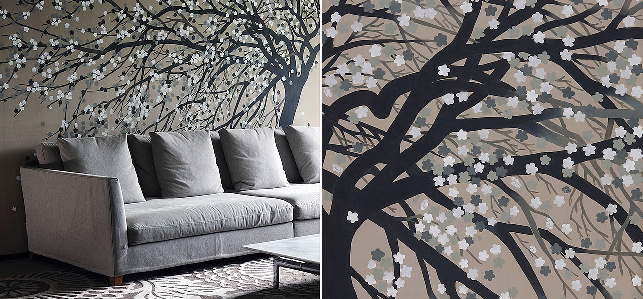 Обои ручная роспись Windswept Blossom Colourway SC-53 on Lead Grey dyed silk Обои ручная роспись Windswept Blossom Colourway SC-53 on Lead Grey dyed silk - Loft-Concept в Челябинске