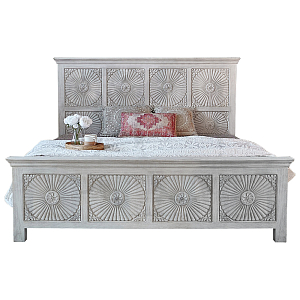 Двуспальная кровать из массива манго с резьбой Olan Grey Mango Bed