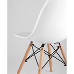 Пластиковый стул на ножках из массива бука Eames White  варинант исполнения - 3 | Loft Concept в Челябинске
