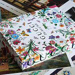 Подарочная коллекционная книга для дизайнеров Gucci. The Art of Silk Assouline варинант исполнения - 8 | Loft Concept в Челябинске