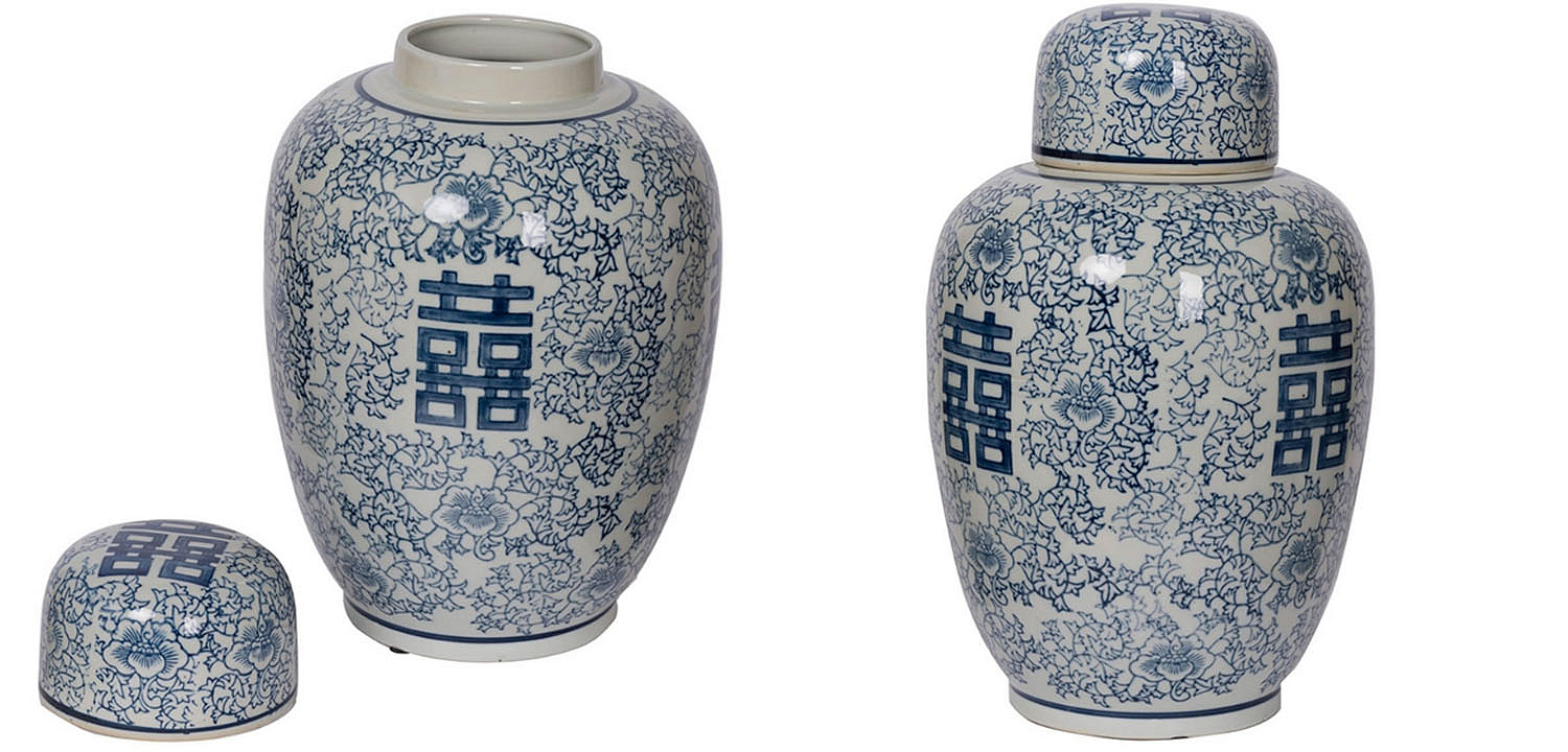 Китайская ваза c крышкой Blue & White Ornament Vase Китайская ваза c крышкой Blue & White Ornament Vase - Loft-Concept в Челябинске