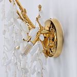 Бра золотого цвета с ветвями и белыми овальными стеклянными подвесками Droplet Chandelier варинант исполнения - 6 | Loft Concept в Челябинске