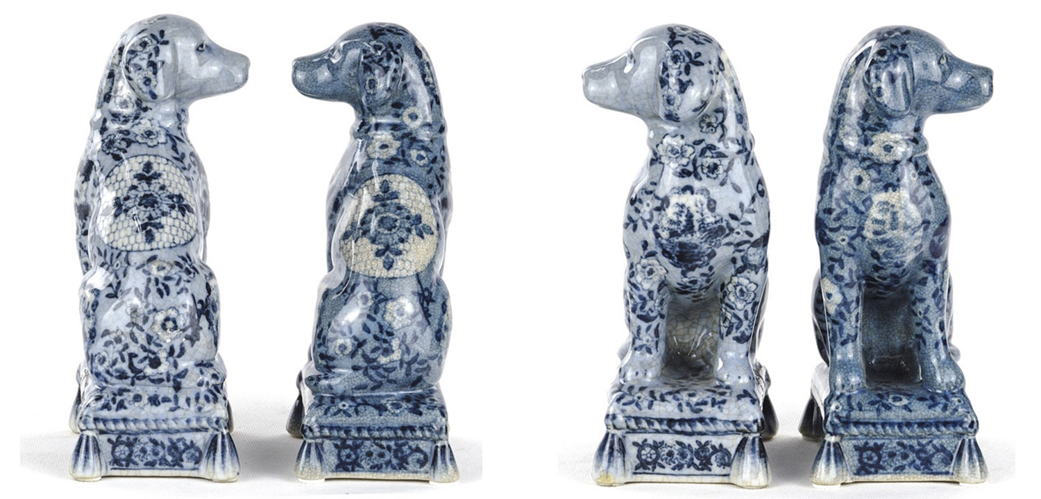 Статуэтки Oriental Blue & White Ornament Dogs набор из 2-х штук Статуэтки Oriental Blue & White Ornament Dogs набор из 2-х штук - Loft-Concept в Челябинске