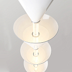 Подвесной светильник светодиодный в виде ряда белых металлических конусов  Herringbone варинант исполнения - 5 | Loft Concept в Челябинске