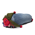 Подушка из джинсовой одежды и вязания Heart&Brain варинант исполнения - 2 | Loft Concept в Челябинске