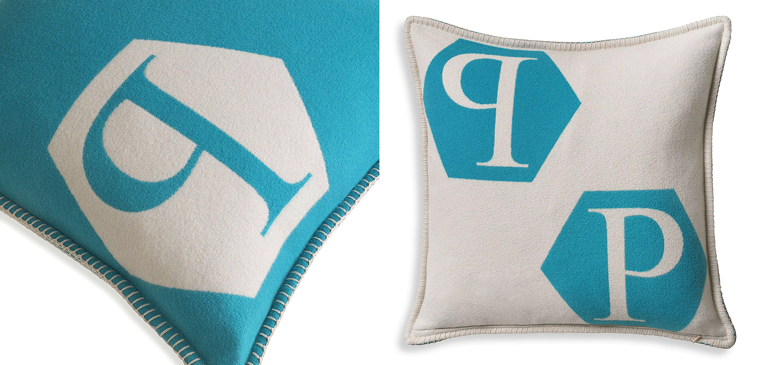 Подушка Philipp Plein Cushion Cashmere PP Logo 65 x 65 Blue Подушка Philipp Plein Cushion Cashmere PP Logo 65 x 65 Blue - Loft-Concept в Челябинске