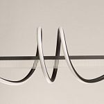 Люстра линейная черного цвета с волнообразным металлическим элементом Luke Lampco Tracer Lamp варинант исполнения - 3 | Loft Concept в Челябинске