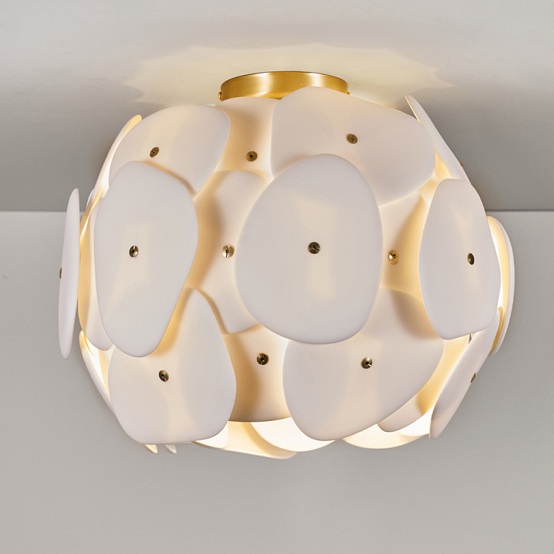 Потолочный светильник в форме шара с плафоном из белых овальных пластин Original BTC (UK) Золотой Белый в Челябинске | Loft Concept 