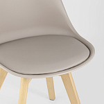 Стул с основой из пластика и мягким сиденьем Arvika Beige варинант исполнения - 7 | Loft Concept в Челябинске