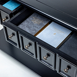 Черная консоль с выдвижными ящиками Monica варинант исполнения - 2 | Loft Concept в Челябинске